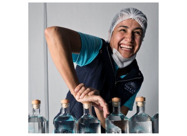 Volcan Cristalino Tequila 70cl | 40% - Image 2